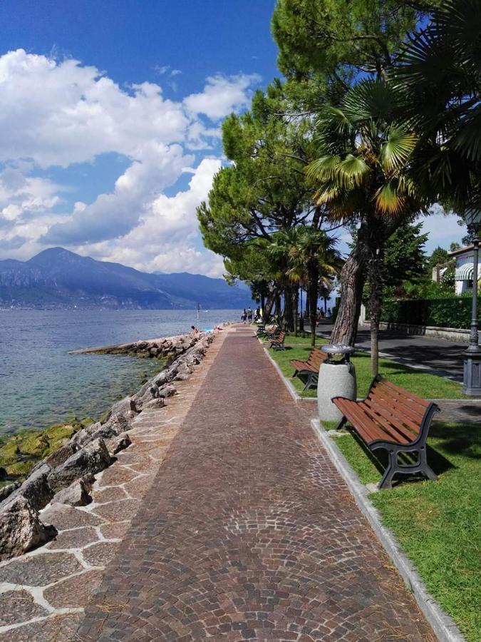 Garda Dreams Apartment Torri Del Benaco Exteriör bild
