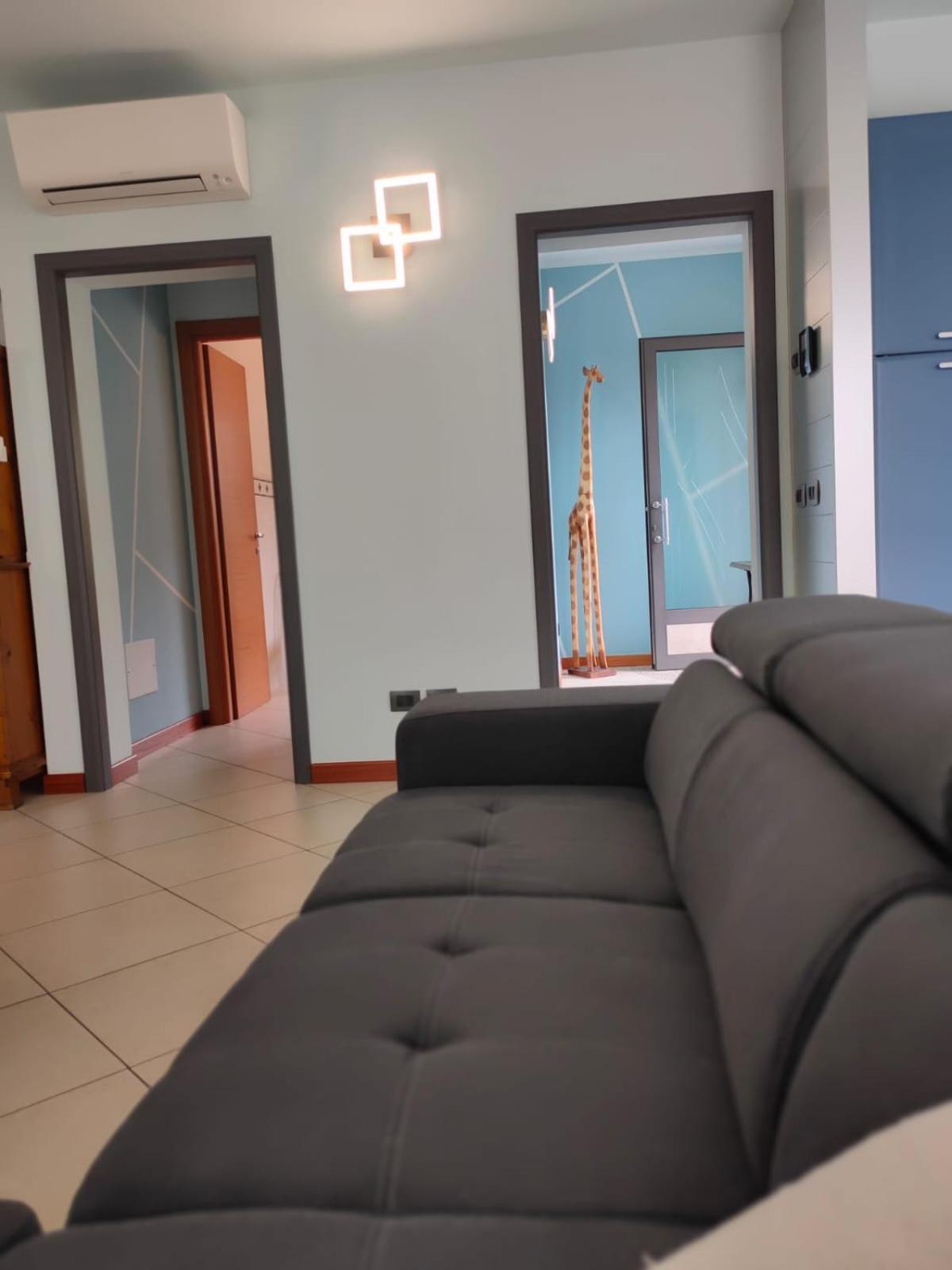 Garda Dreams Apartment Torri Del Benaco Exteriör bild