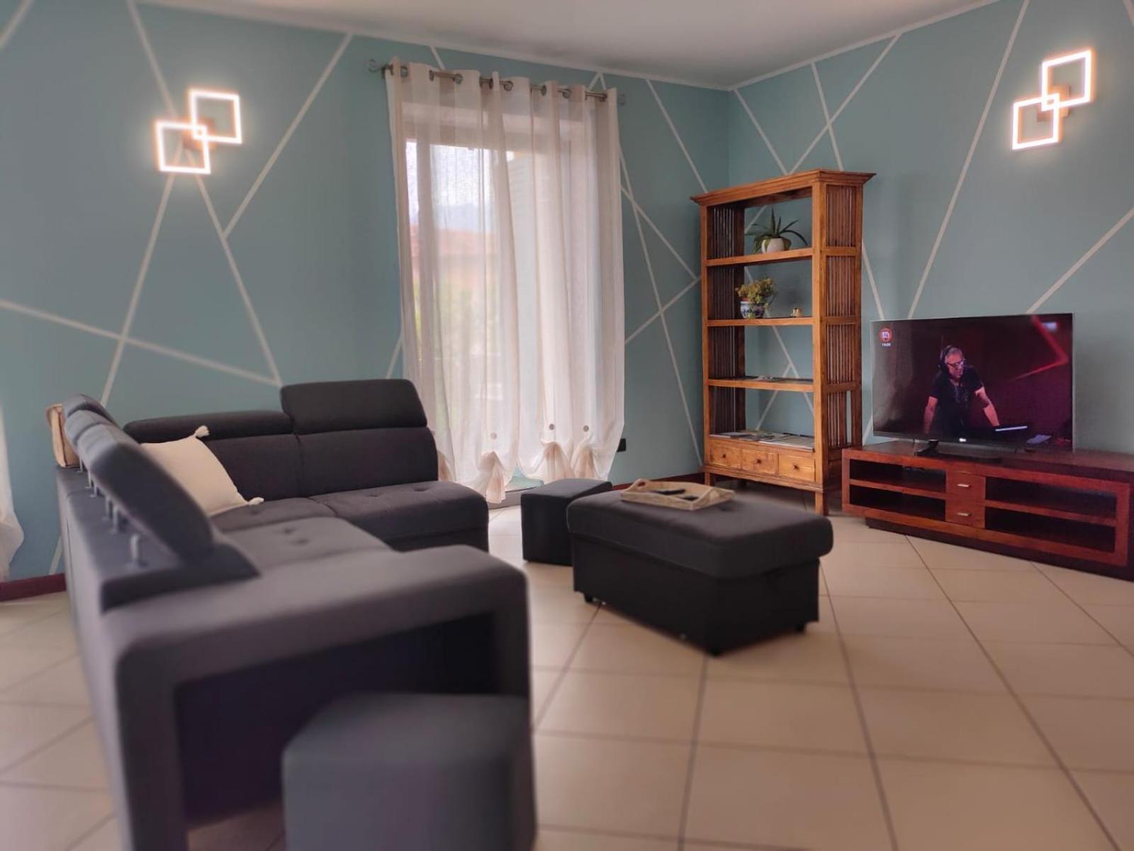 Garda Dreams Apartment Torri Del Benaco Exteriör bild