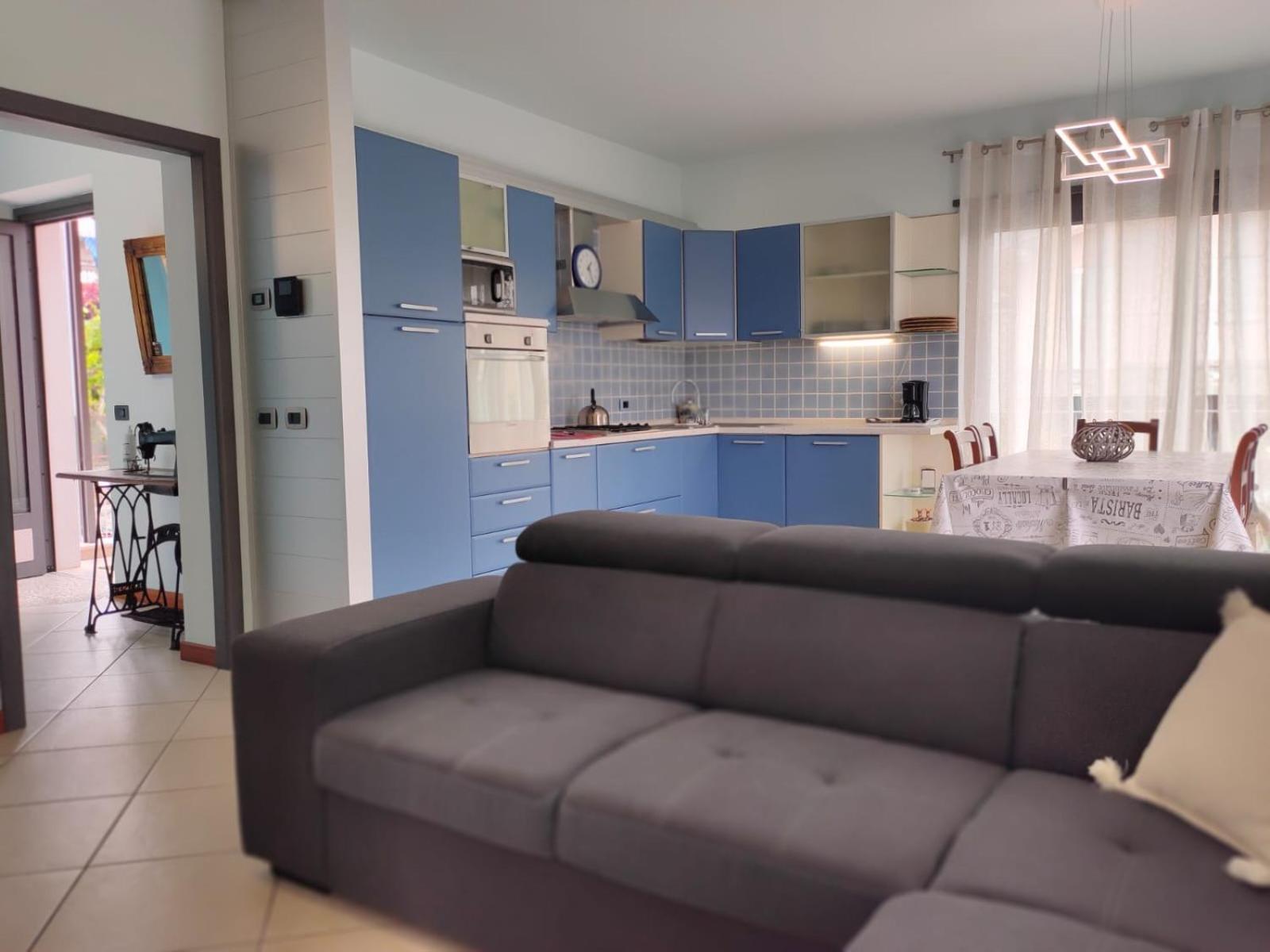 Garda Dreams Apartment Torri Del Benaco Exteriör bild